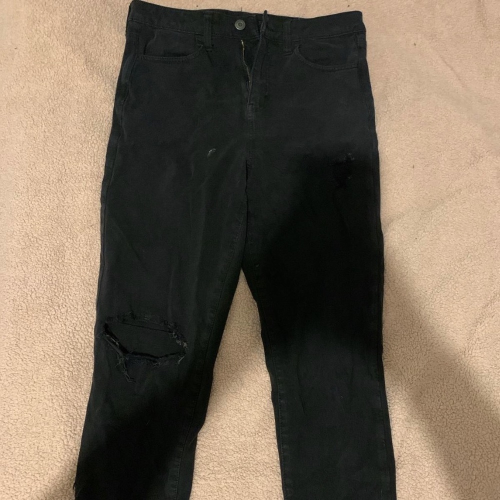 american eagle: black ripped skinny jeans